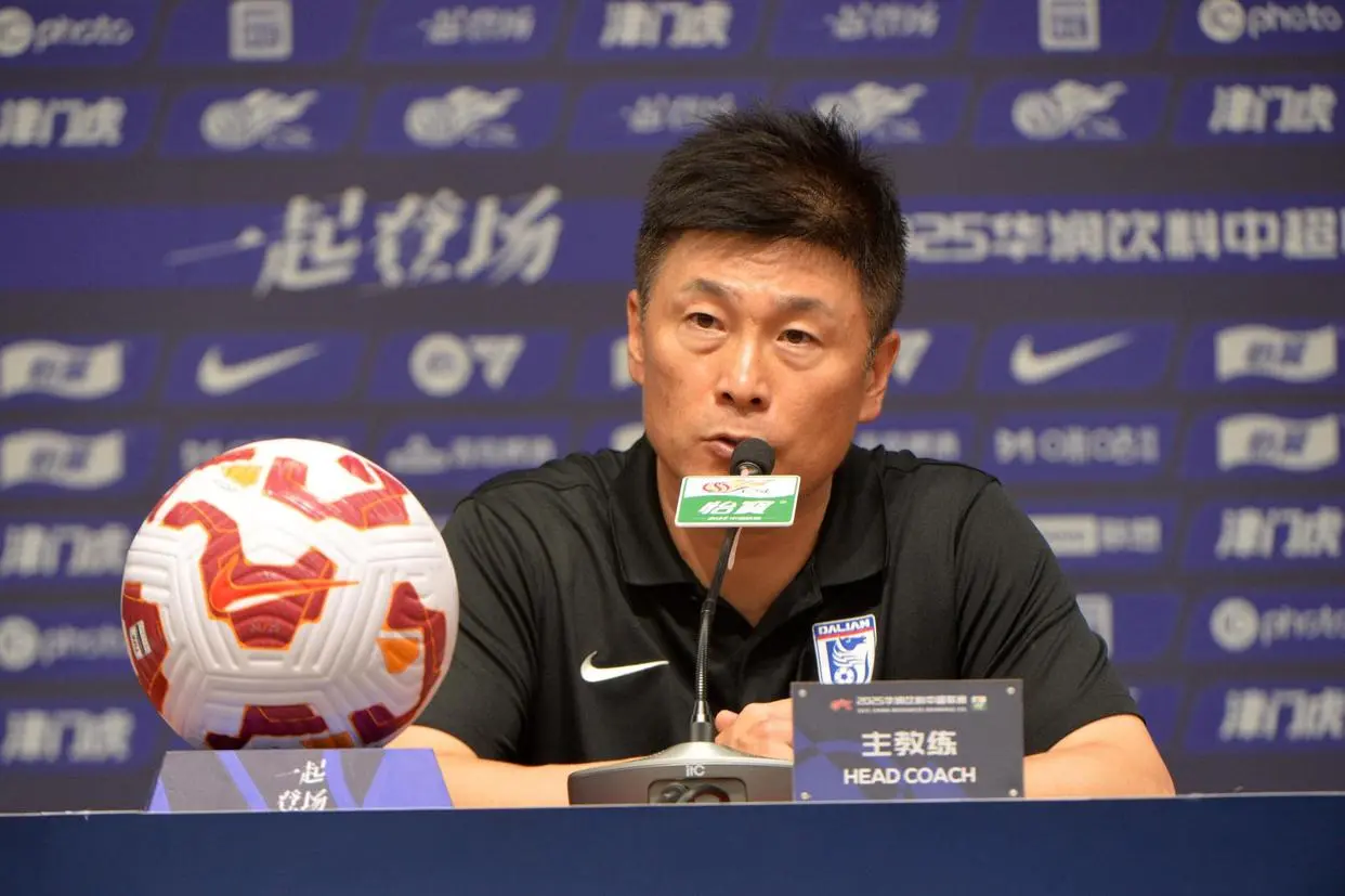 全看比赛时, 在苏州冬训, 先后效力深