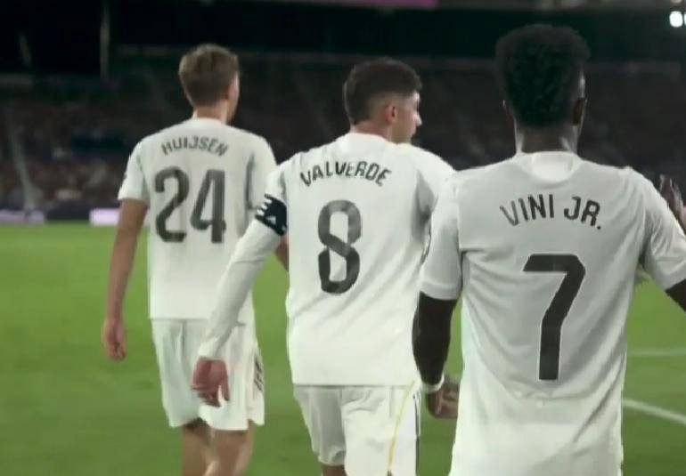 上半场, 虽未再进球, 榜上领跑