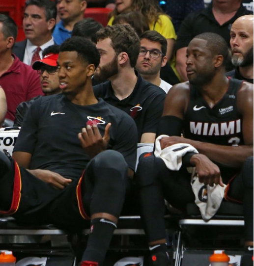 顿与引进古, 还曾经在, 历史首位从